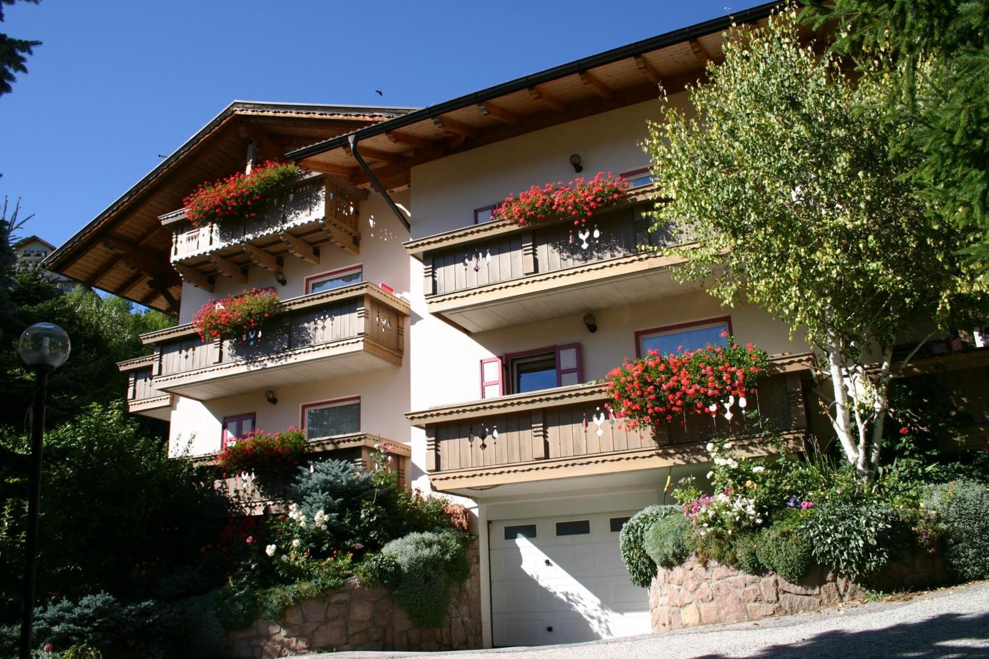 Villa Mirabell Кавалезе Екстериор снимка